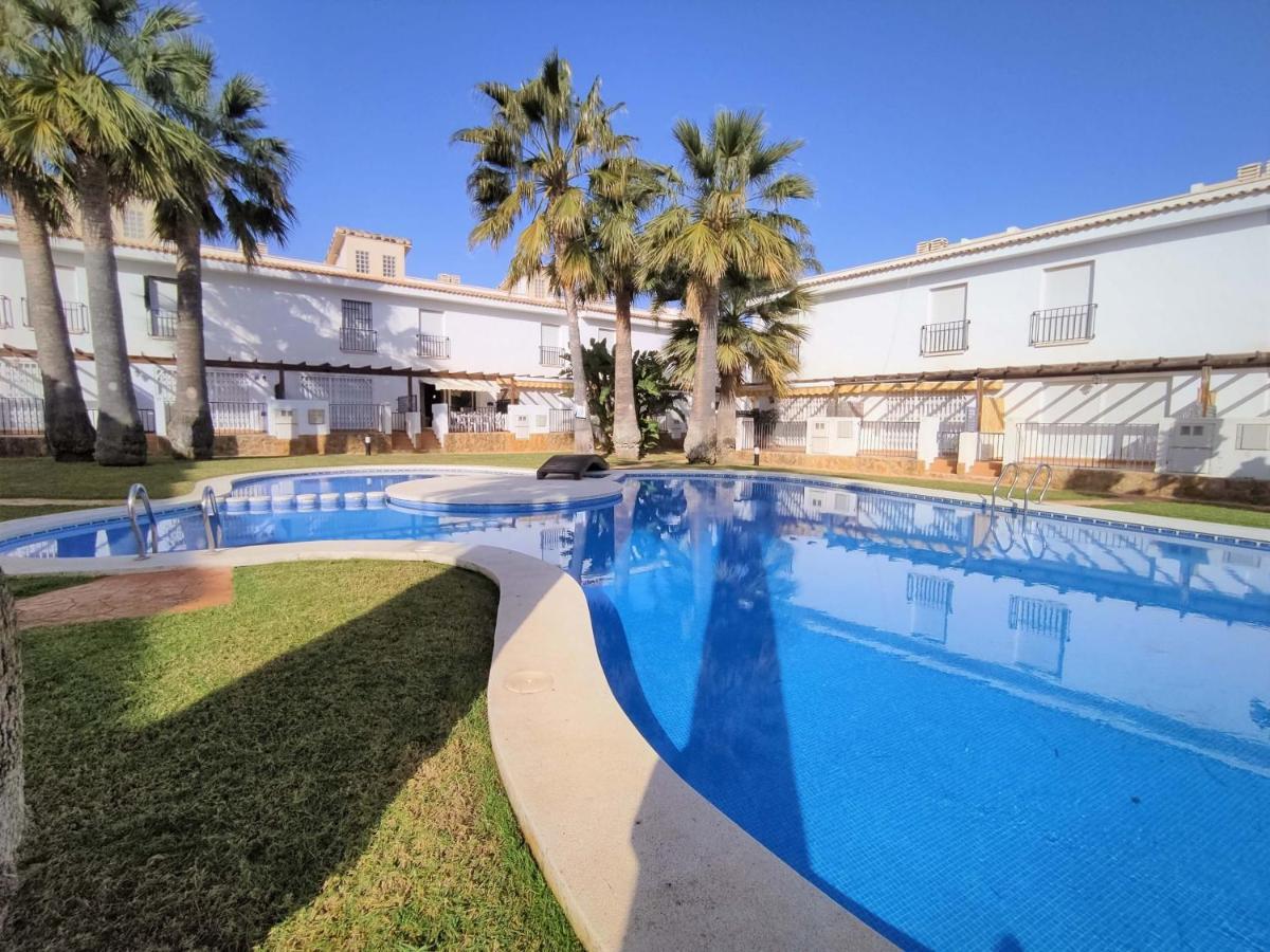 Palm Beach 132 Adosado Con Jardin Y Piscina Albert Villas Alcossebre Kültér fotó